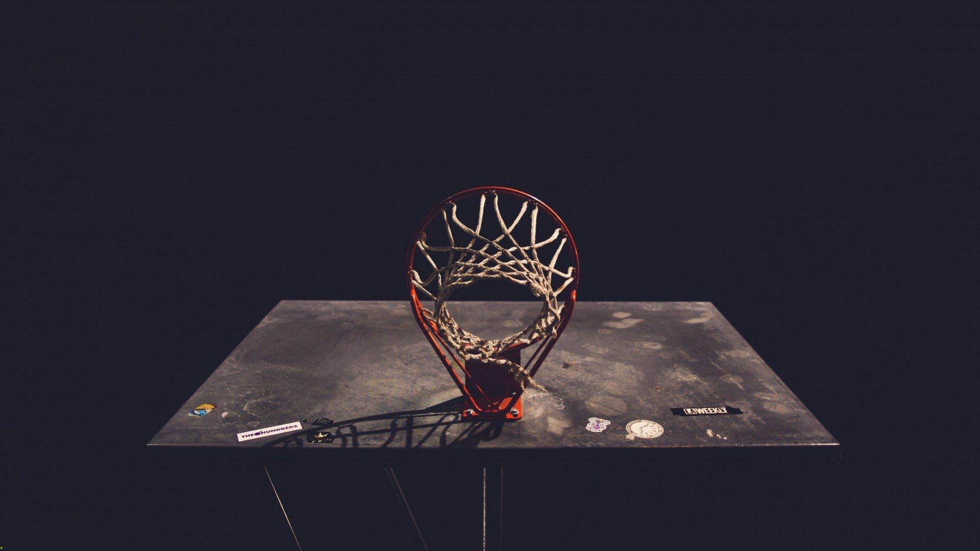 潘展乐破亚洲纪录，闪耀世锦赛泳池